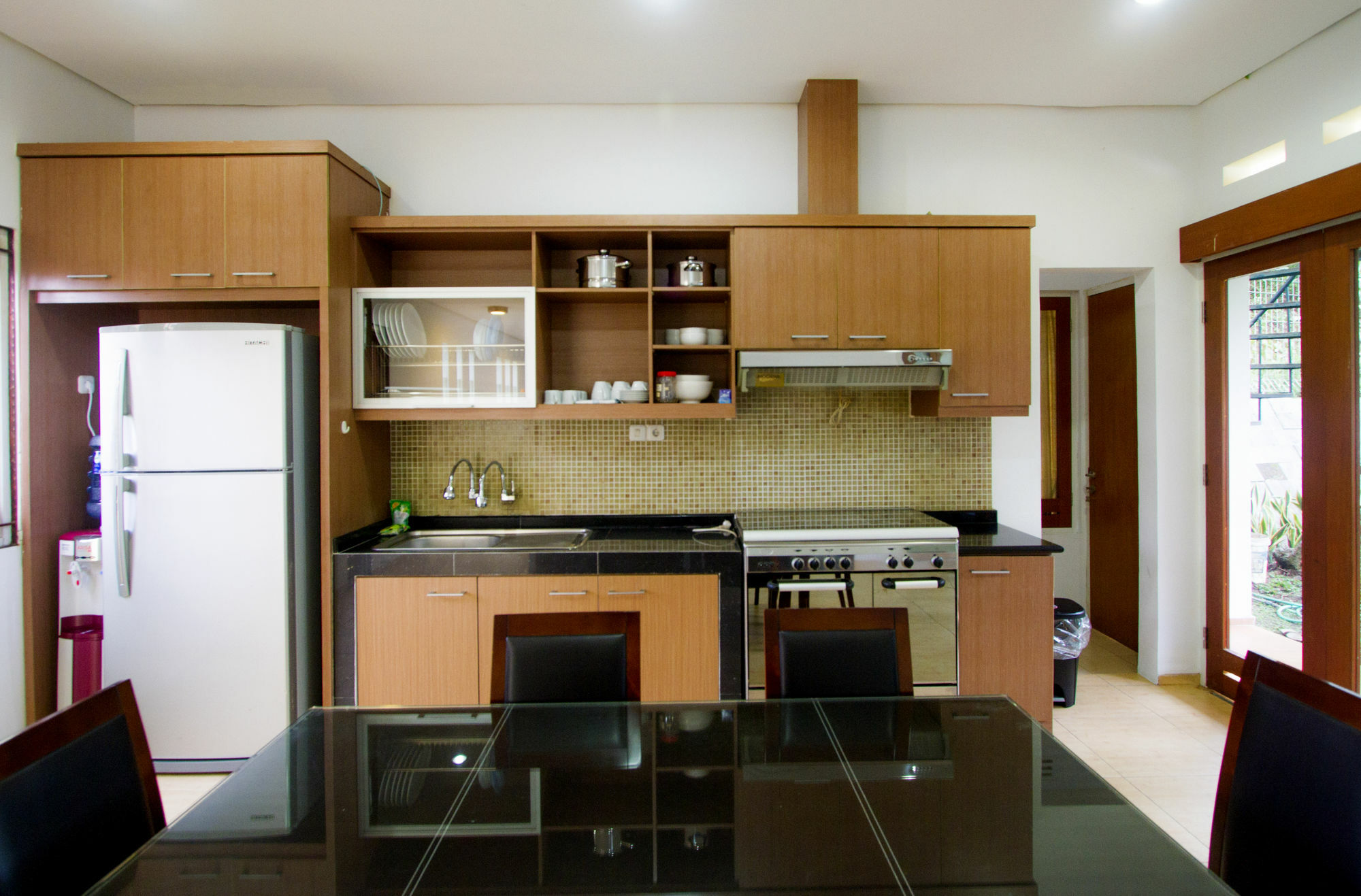 Kencana Villa Dago Bandung Buitenkant foto